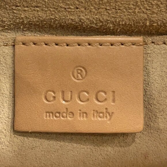 Gucci Suede Heart Bag - Picture 6 of 7